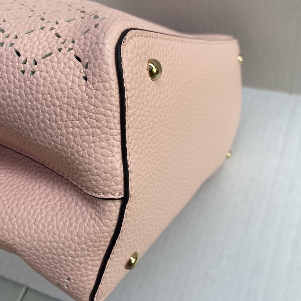 New GUESS Amara Satchel Peach - Picture 7 of 8